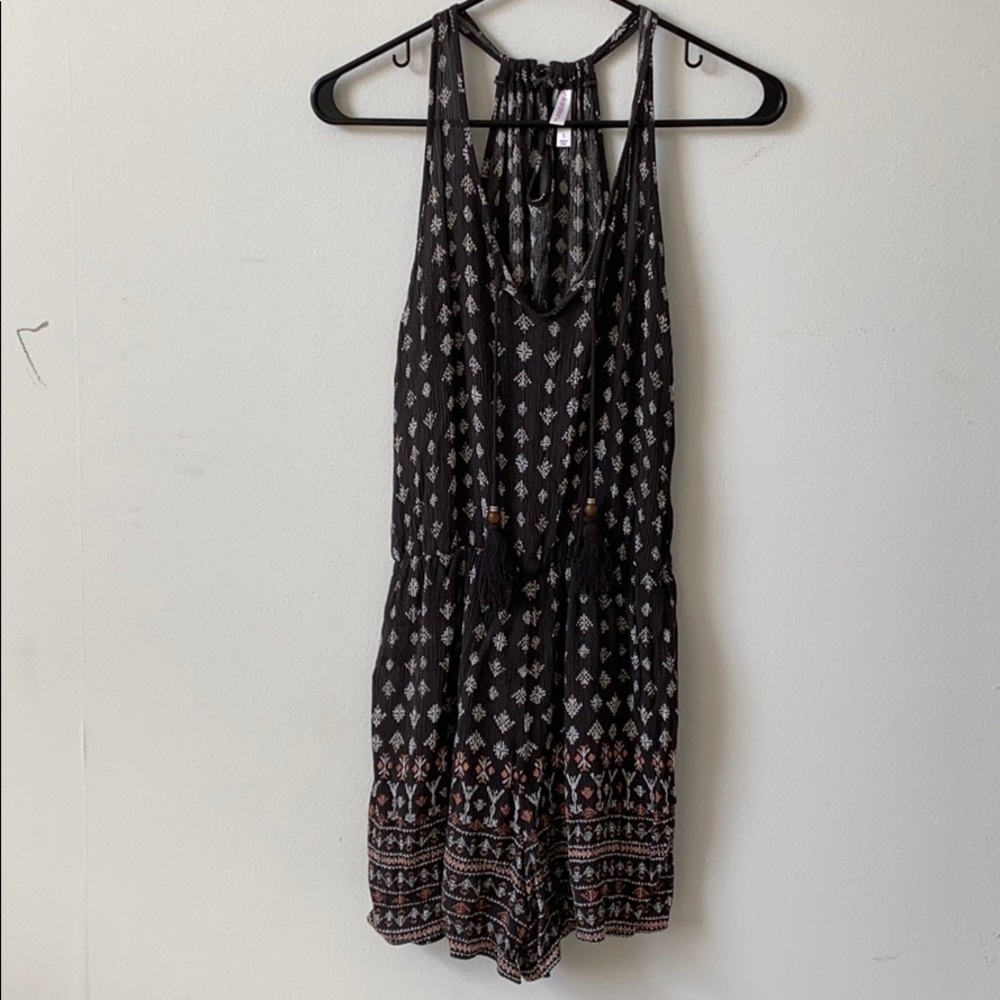 Printed romper. Barely worn.